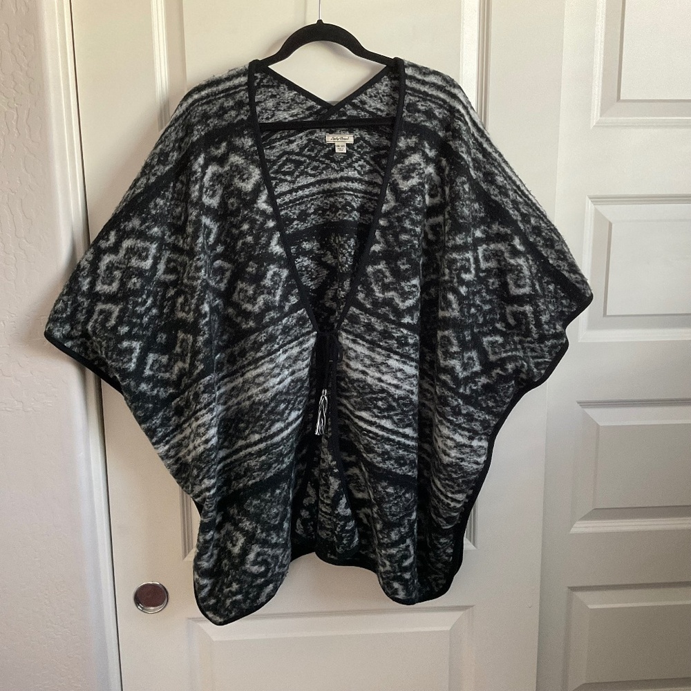 Lucky Brand Boho/Southwestern Print One Size Wool Blend Poncho